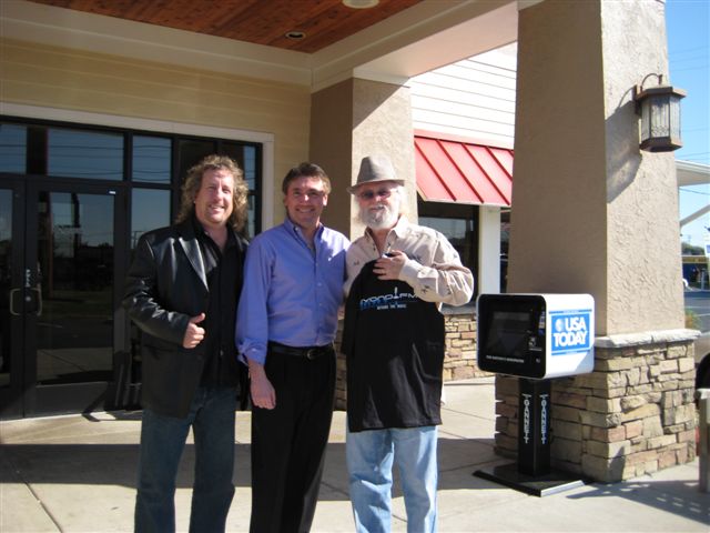 Steve "Grits" Grisham, Norm Levy and Razzy Bailey Steve "Grits" Grisham, Norm Levy and Razzy Bailey